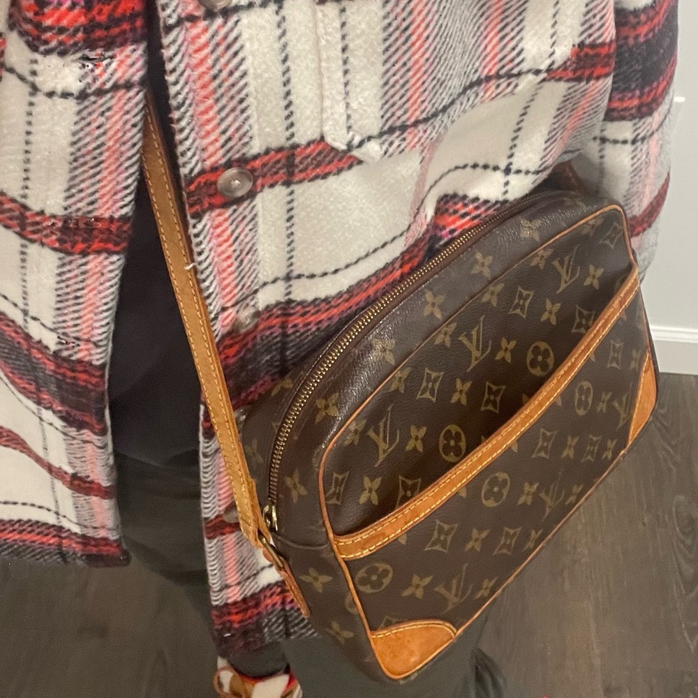 Louis Vuitton LV Crossbody bag  Trocadero 27 Monogram
